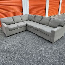 Grey Sectional/Delivery Available 