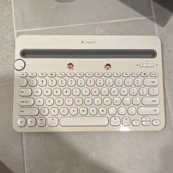 Logitech Keyboard 