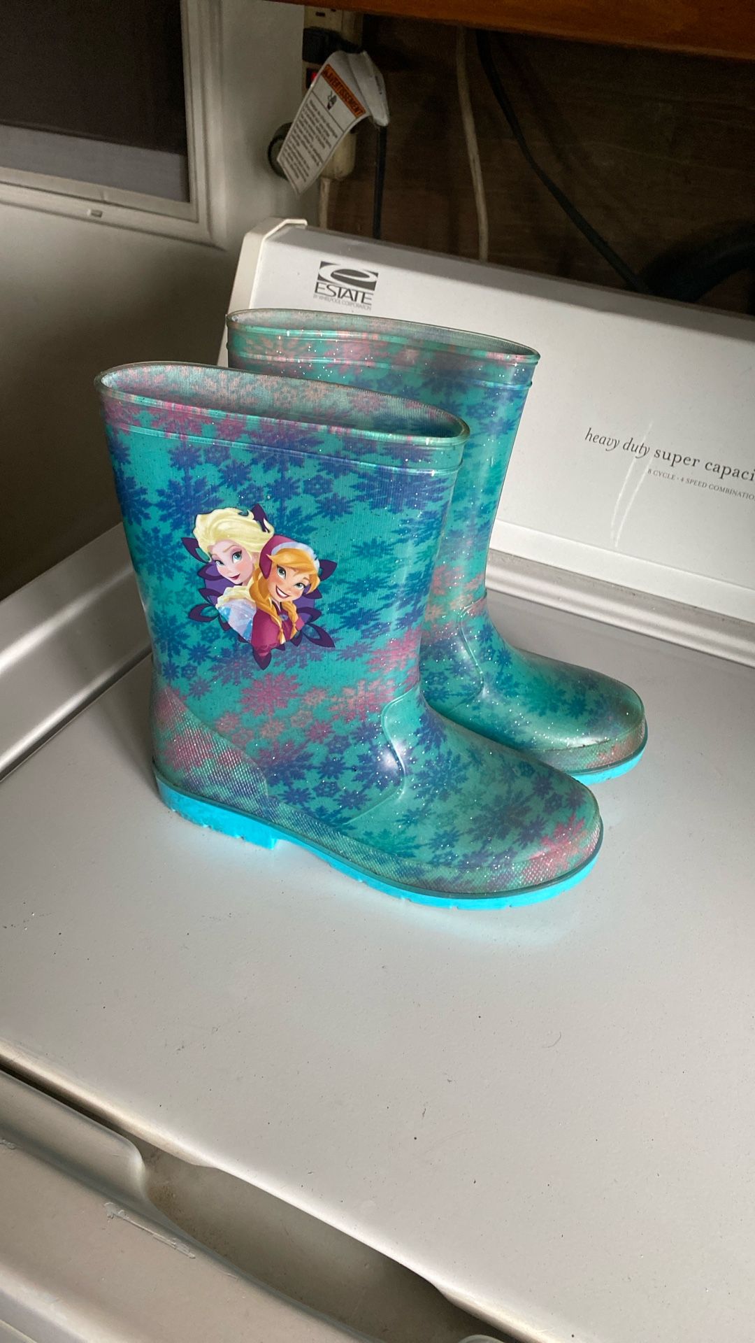 Rain boots  Frozen (Size 2)