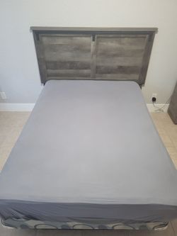 Twin size mattress set