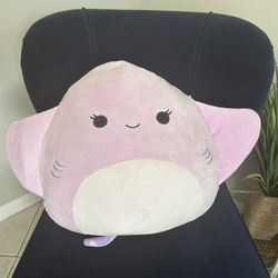 16in Aziza the manta ray squishmallow