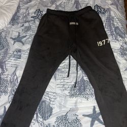 essentials fear of god 1977 pants