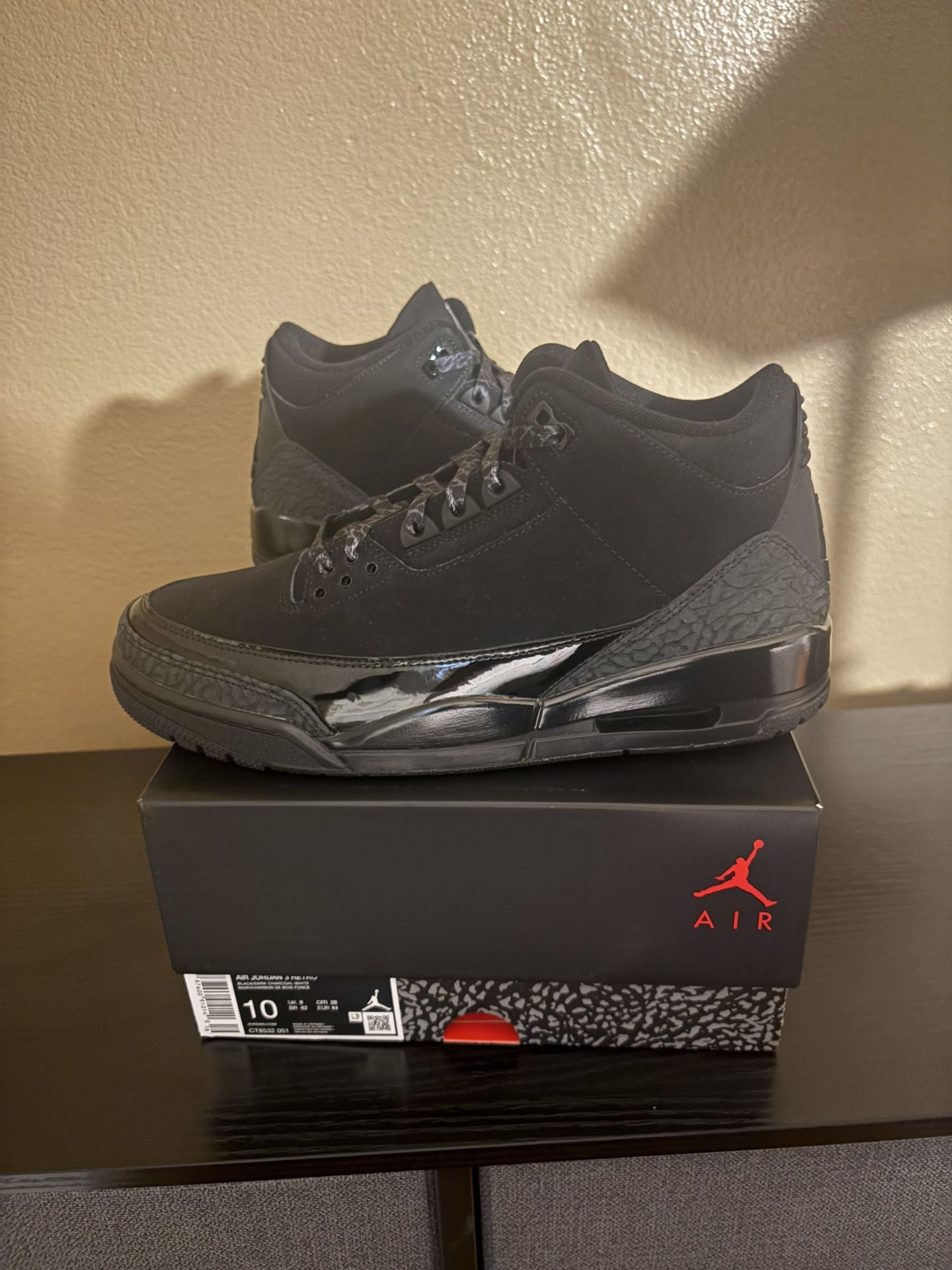 Jordan 3 Retro Black Cat