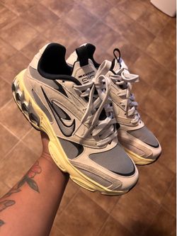 Women’s size 7 Nikes