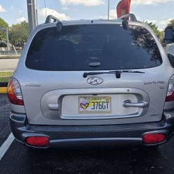 Hiunday  Santa Fe