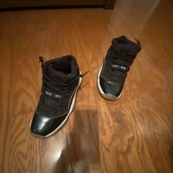 Jordan 11 Spacejam Size 3y