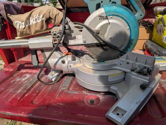Makita Angle Saw