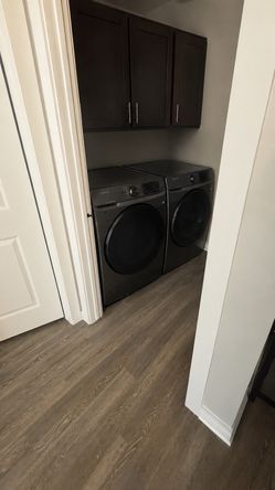 Samsung Front Load Washer & Dryer Set – Like New – $1,500