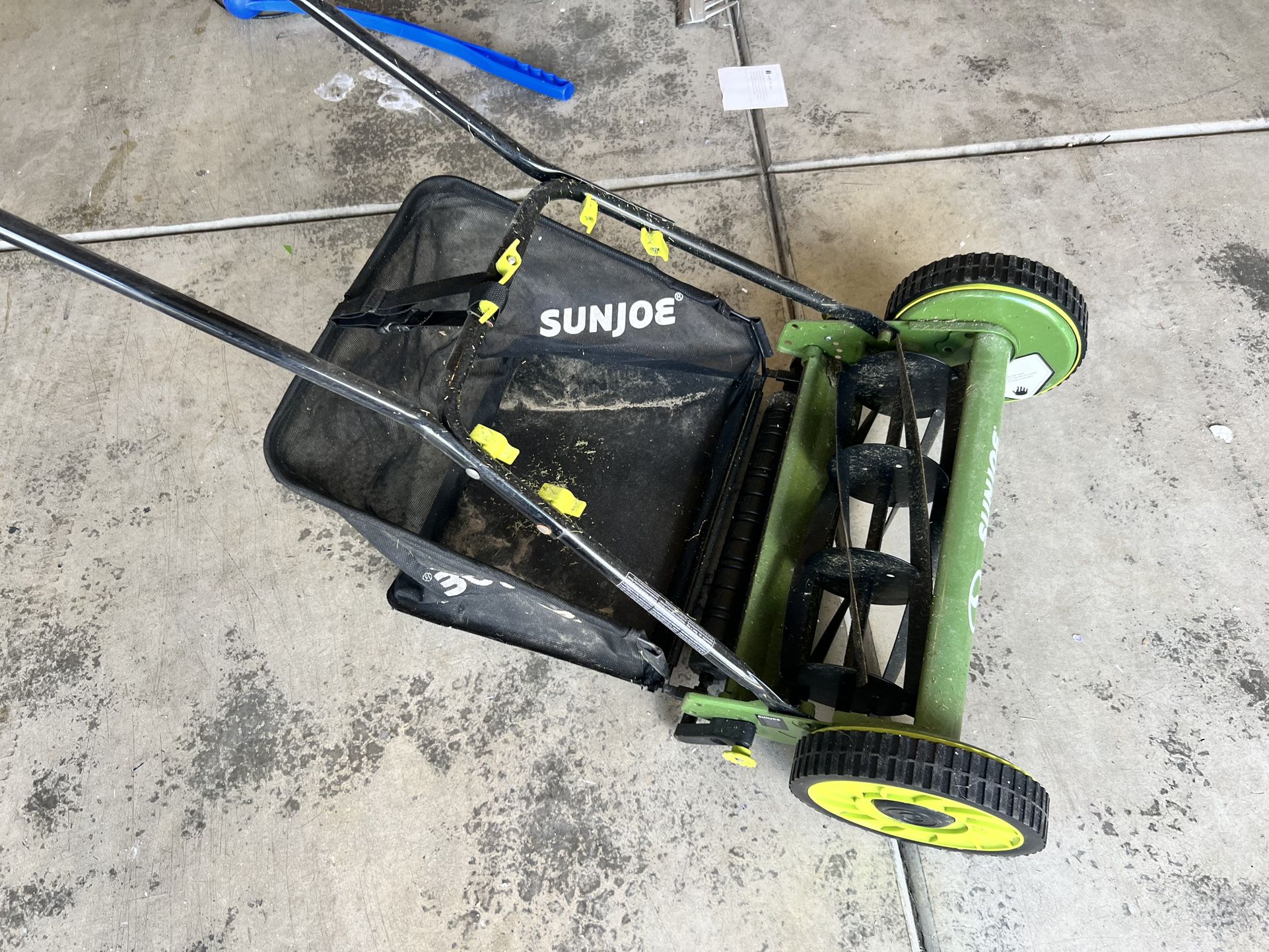 Manual Powered Lawn Mower