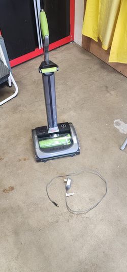 Bissell Air Ram Cordless Vacuum 