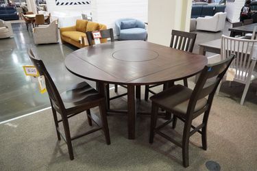 Napa Mahogany Express Extendable Gathering Table