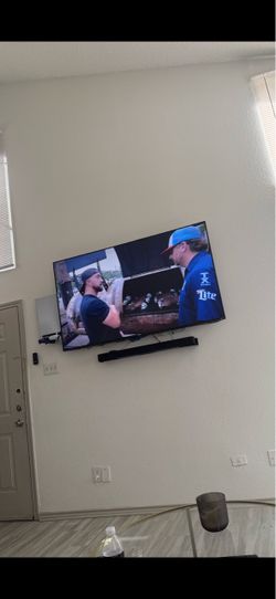 70 inch Roku