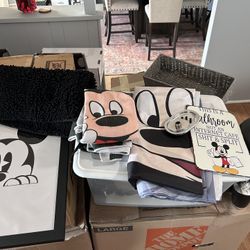 Mickey Mouse Bathroom Set 