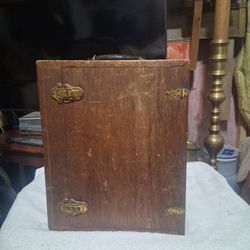 REVERE EIGHT PROJECTOR