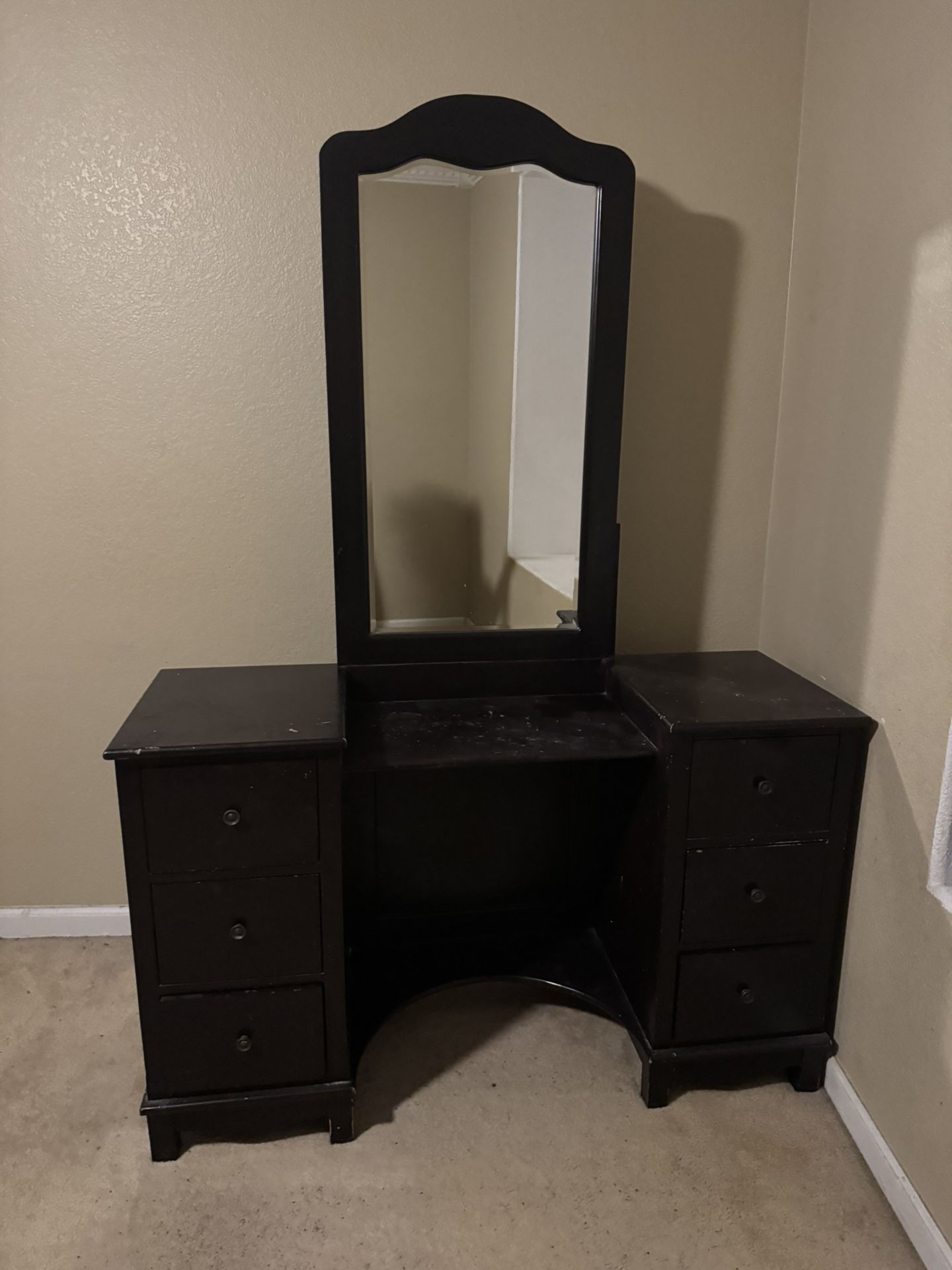 Vanity Wood 