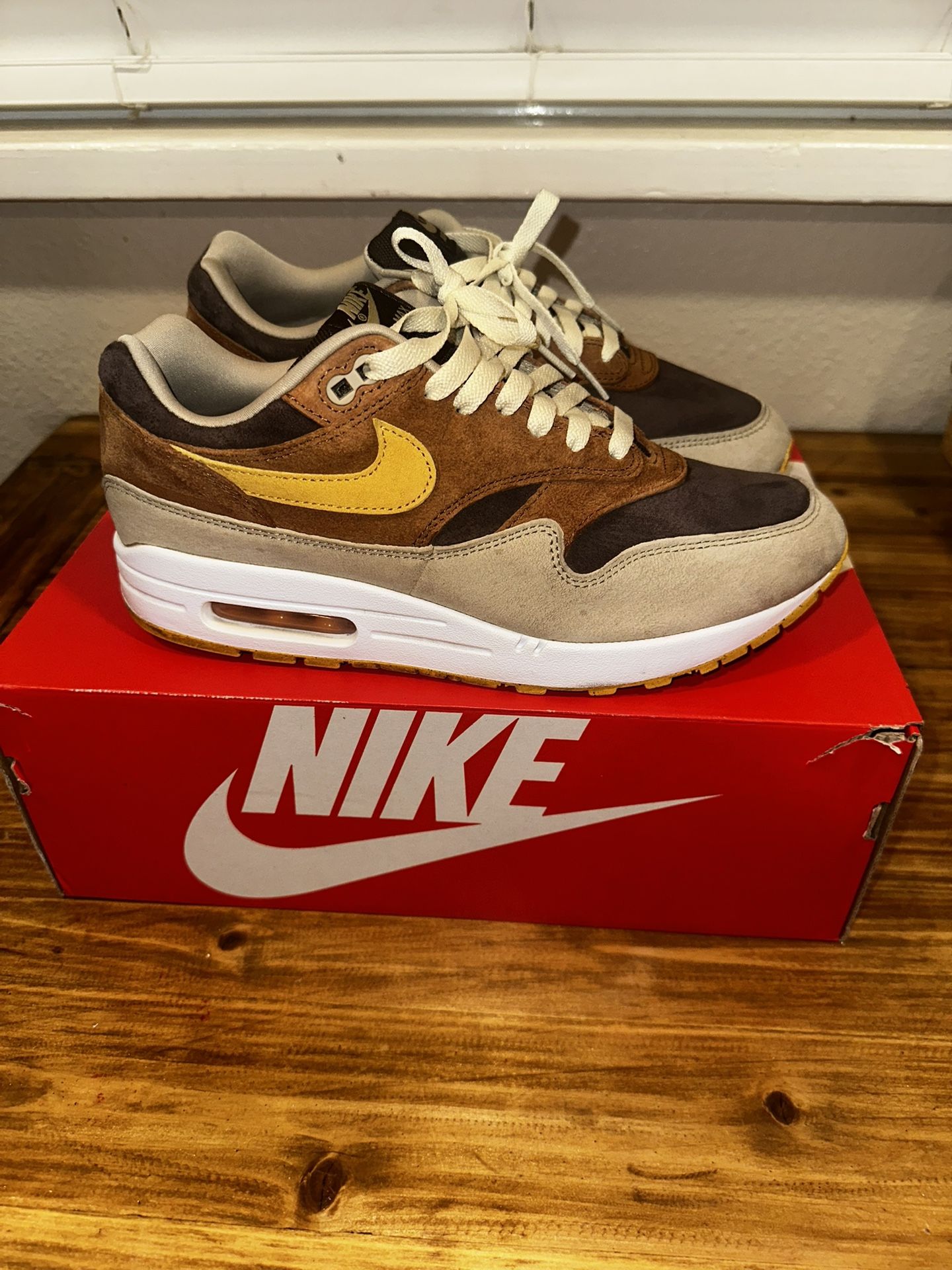 Nike Air Max 1 PRM Duck, Pecan, Yellow Ochre Size 9