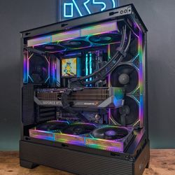 RTX 5070ti // Ryzen 7 7800x3D // 32GB DDR5 // 2TB Gen4 NVMe // WiFi 7