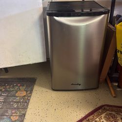 Mini  Fridge