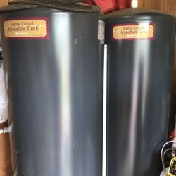 Retention tanks for wells