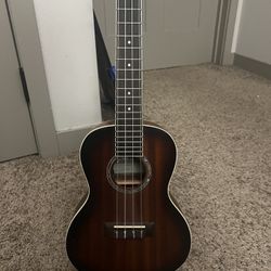 Cordoba 15CM-E Concert Ukulele w/ Pickup + Case – Great Condition!