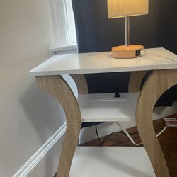 Table With Charging Station- Like New!