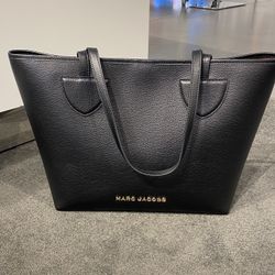 ✨NEW✨ Marc Jacobs Tote Calfskin Pebbled Leather  