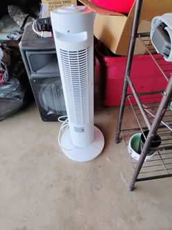 Oscillating rotating fan brand new