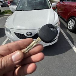 Llaves De Autos / Car Keys And Remotes 