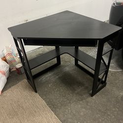 Computer Table