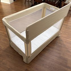 Baby Delight Porta Crib /pack N Play