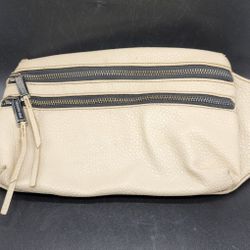 Kenneth Cole Reaction Fanny Pack