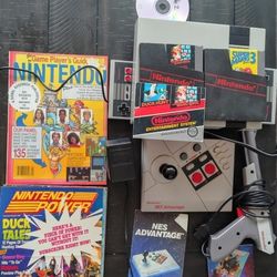 Nintendo NES Original 1985 Bundle 