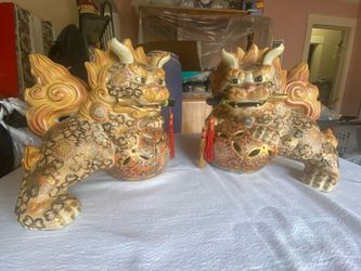 Japanese Kutani Foo Dog (Shishi)