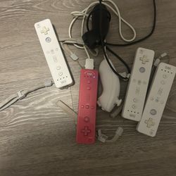 Nintendo Wii Bundle – Console, Accessories & Games