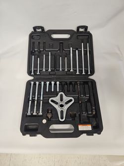 Pittsburgh Bolt-Type Wheel Puller Set [missing 2 centering adapters & 1 threaded stud] P819344-S1