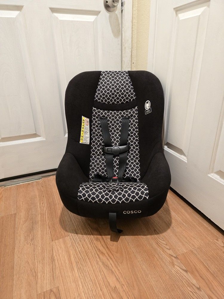 Cosco 2-in-1 Convertible Car Seat