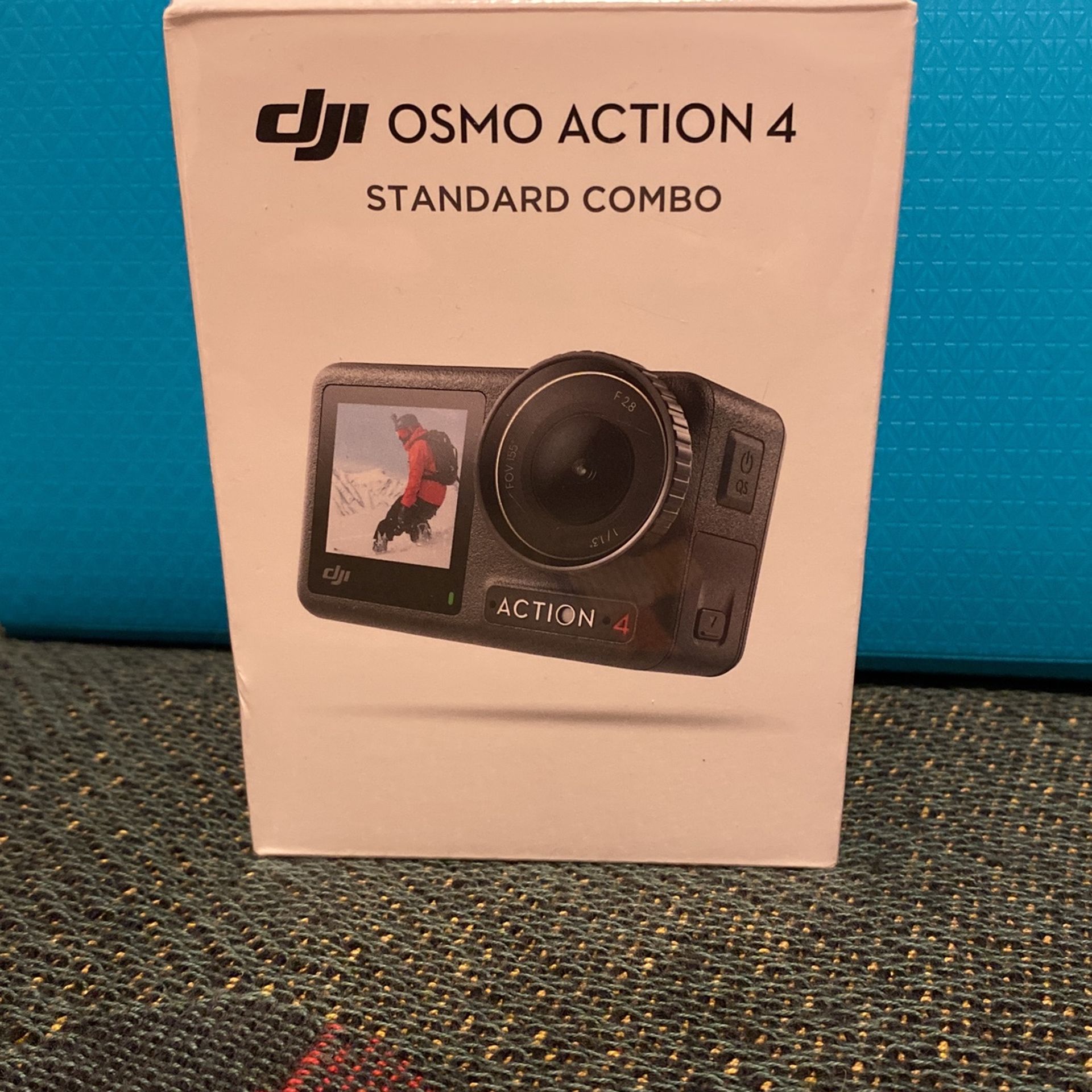 DJI Osmo Action 4 Standard Combo 
