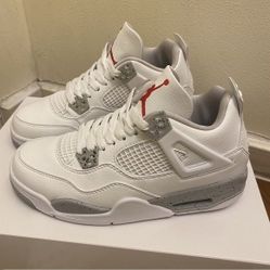 Jordan 4’s “White Oreos”