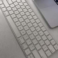 Apple Magic Keyboard And Magic Mouse 