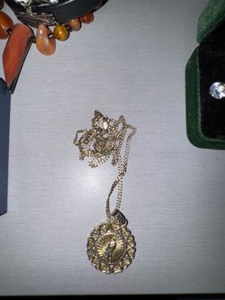 Virgin marry necklace