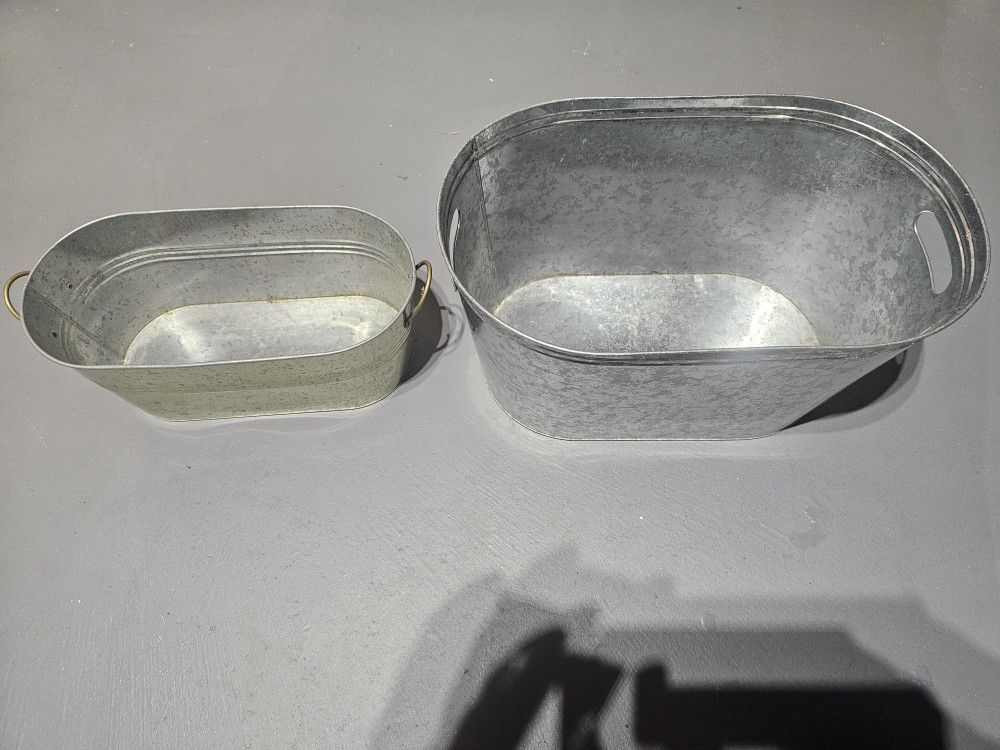 2 Galvanized Tub Buckets