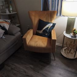 2 Golden Color Chairs With gold pin legs
