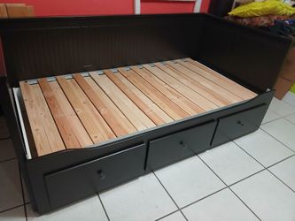 Daybed storage twin to king