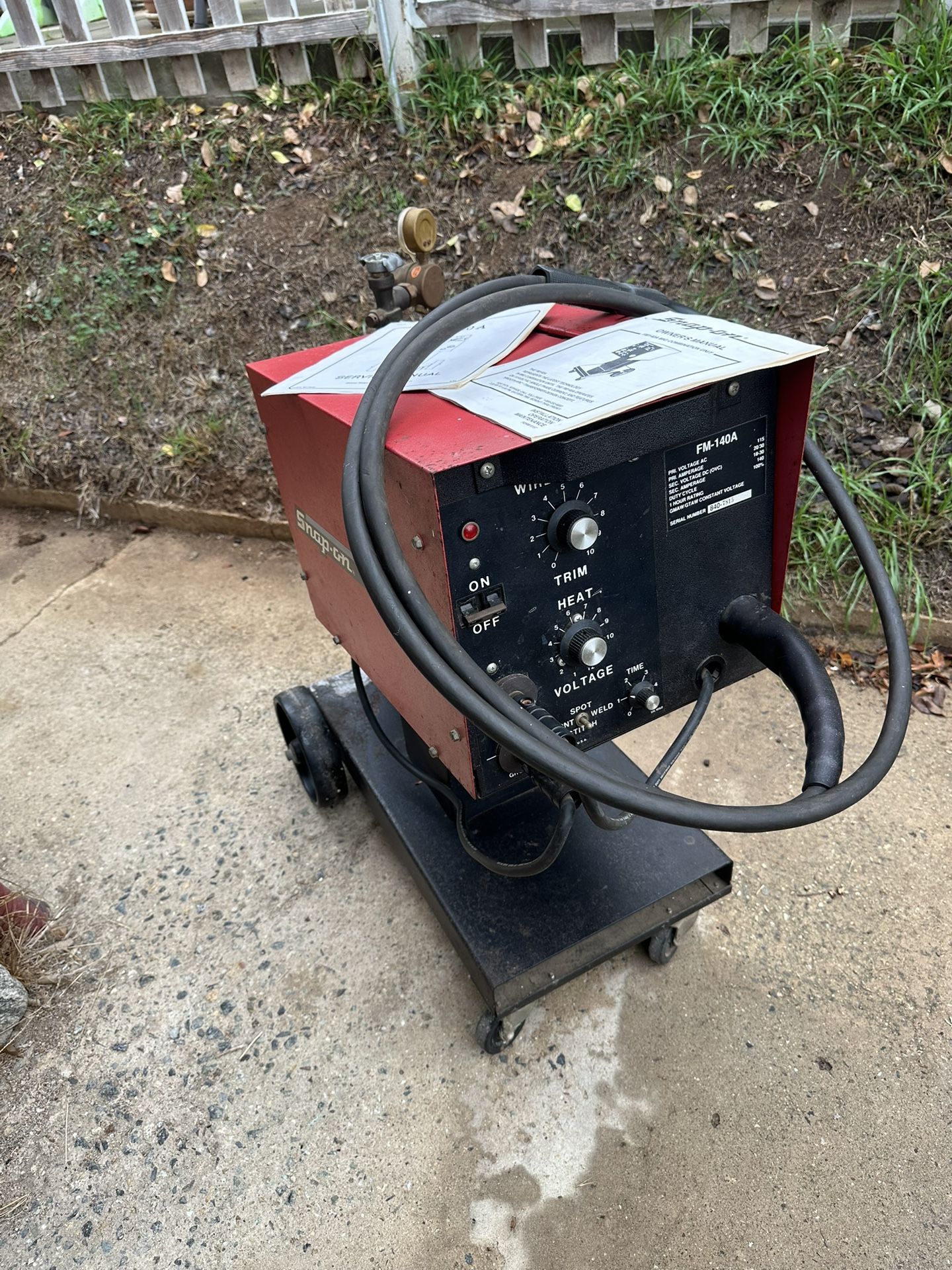 Snap On FM140A MIG Welder And Spool Gun