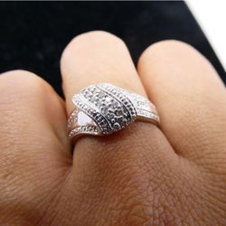 Ladies Silver .925 Ring
