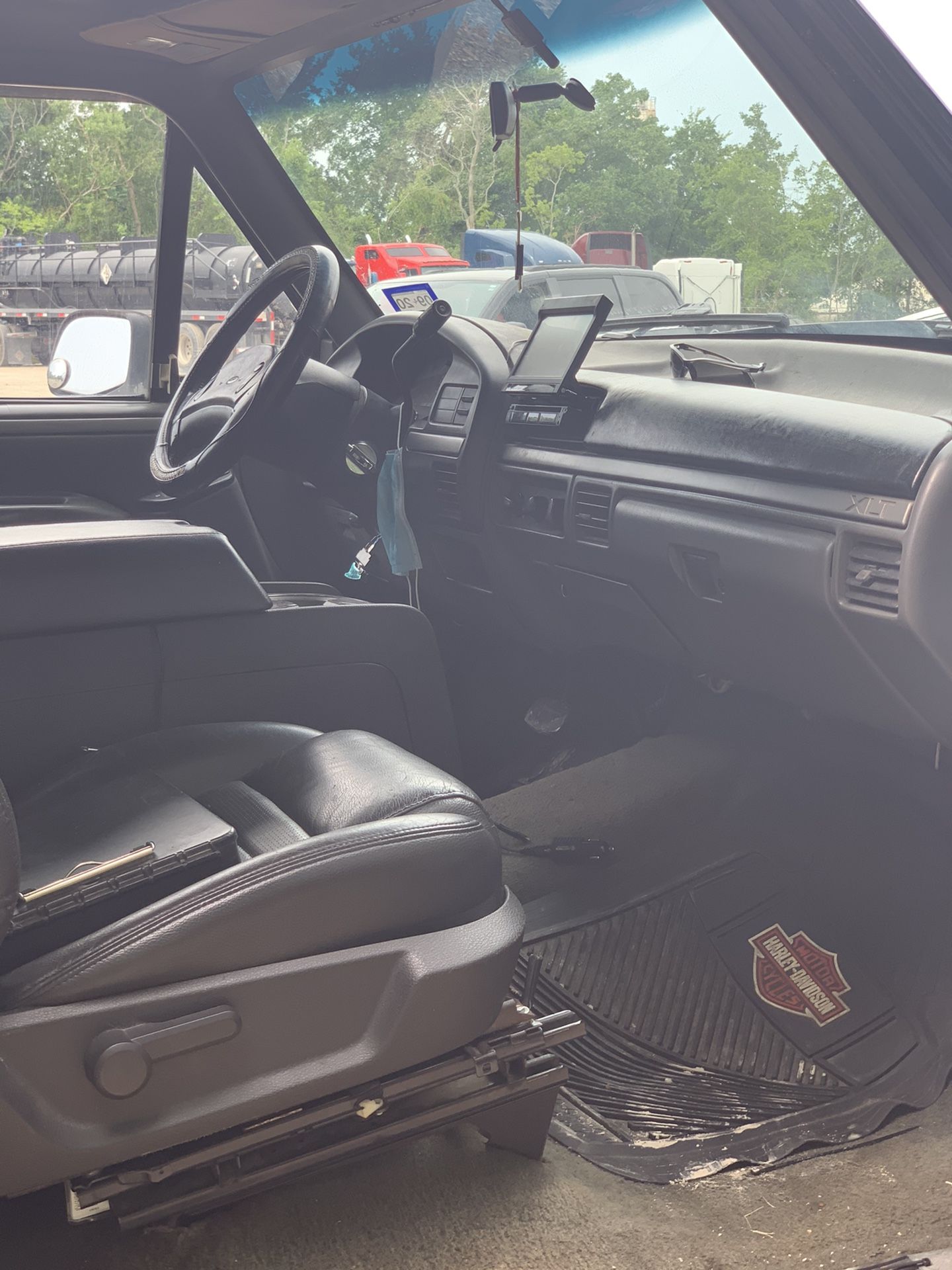 FORD BRONCO 1993 lift kit 6in for Sale in Baytown, TX OfferUp