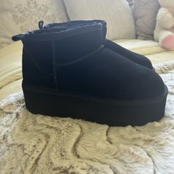Platform Snow Boots 
