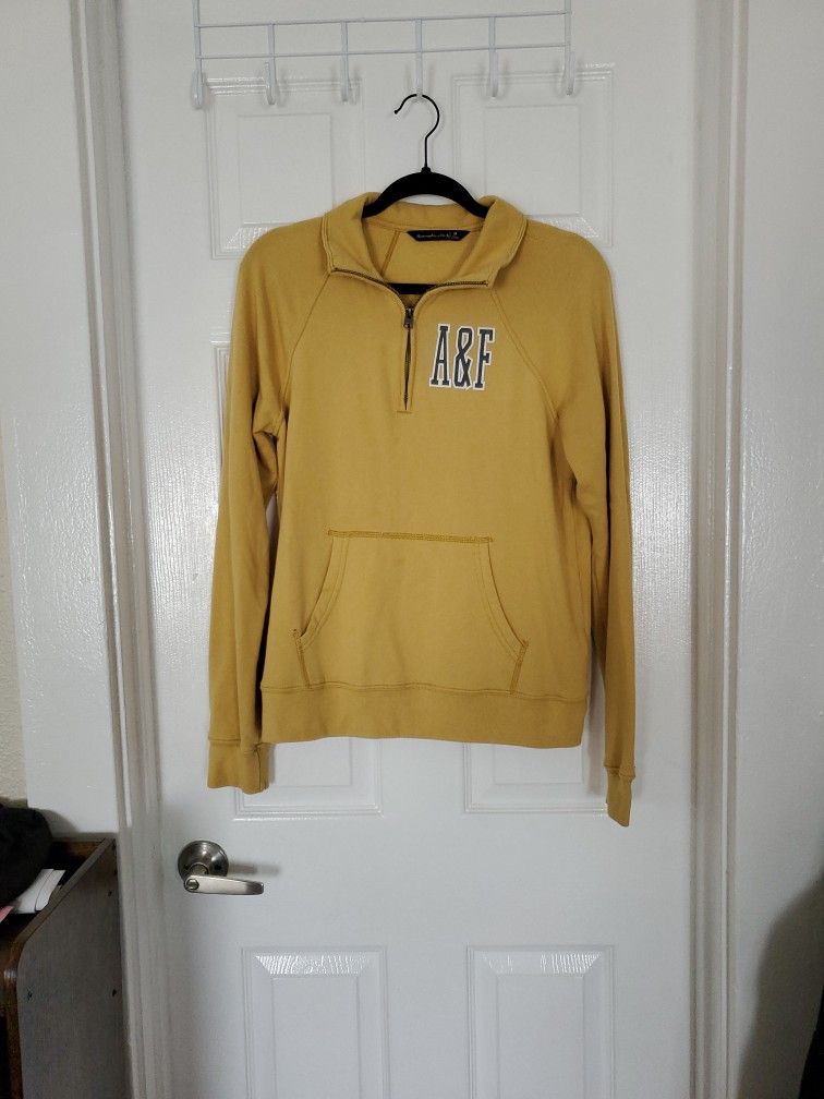 Abercrombie & Fitch Quarter-Zip Sweatshirt – Size M – Mustard Yellow