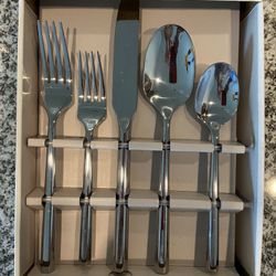 Brand New zon Flatware Set 20 Piece 