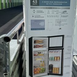 New 4.5 cu. ft. 2-Door Mini Refrigerator in Platinum Steel with Freezer